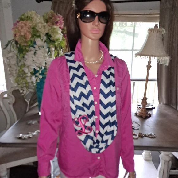 Monogram "L" scarf preppy Monogram scarf - Picture 12 of 13